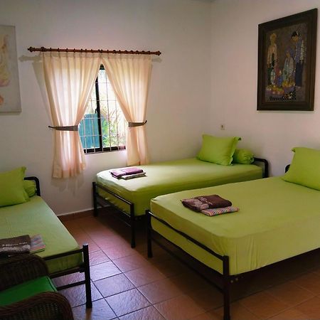 Mb Camp Singkil Hotel Gosongtelaga Kültér fotó
