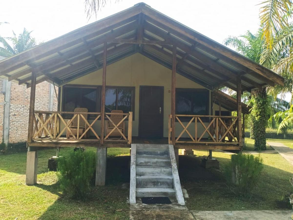 Mb Camp Singkil Hotel Gosongtelaga Kültér fotó