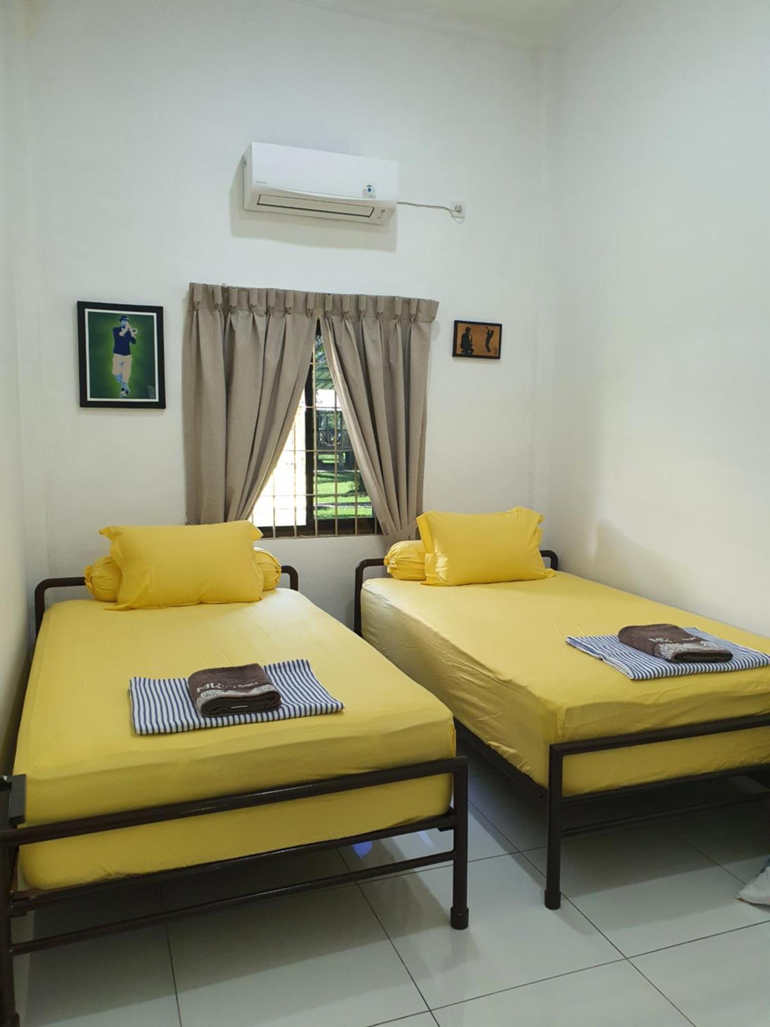 Mb Camp Singkil Hotel Gosongtelaga Kültér fotó